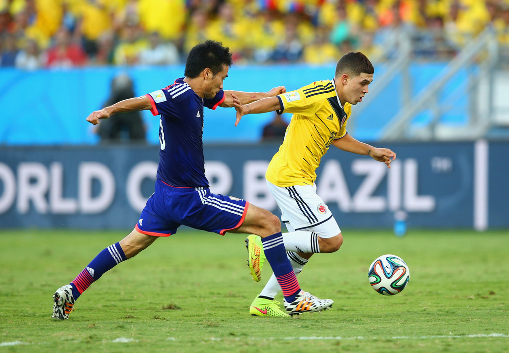 巅峰对决，阿森纳、拜仁欧冠均四战全胜，下一轮直接交手（阿森纳与拜仁欧冠四连胜 下轮直接碰面）