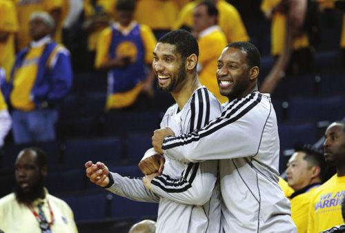 发挥出色！兰德尔18中9贡献28分9板，个人近7场最高分（状态火热！兰德尔18投9中砍下28分9板，刷新近7场个人新高）