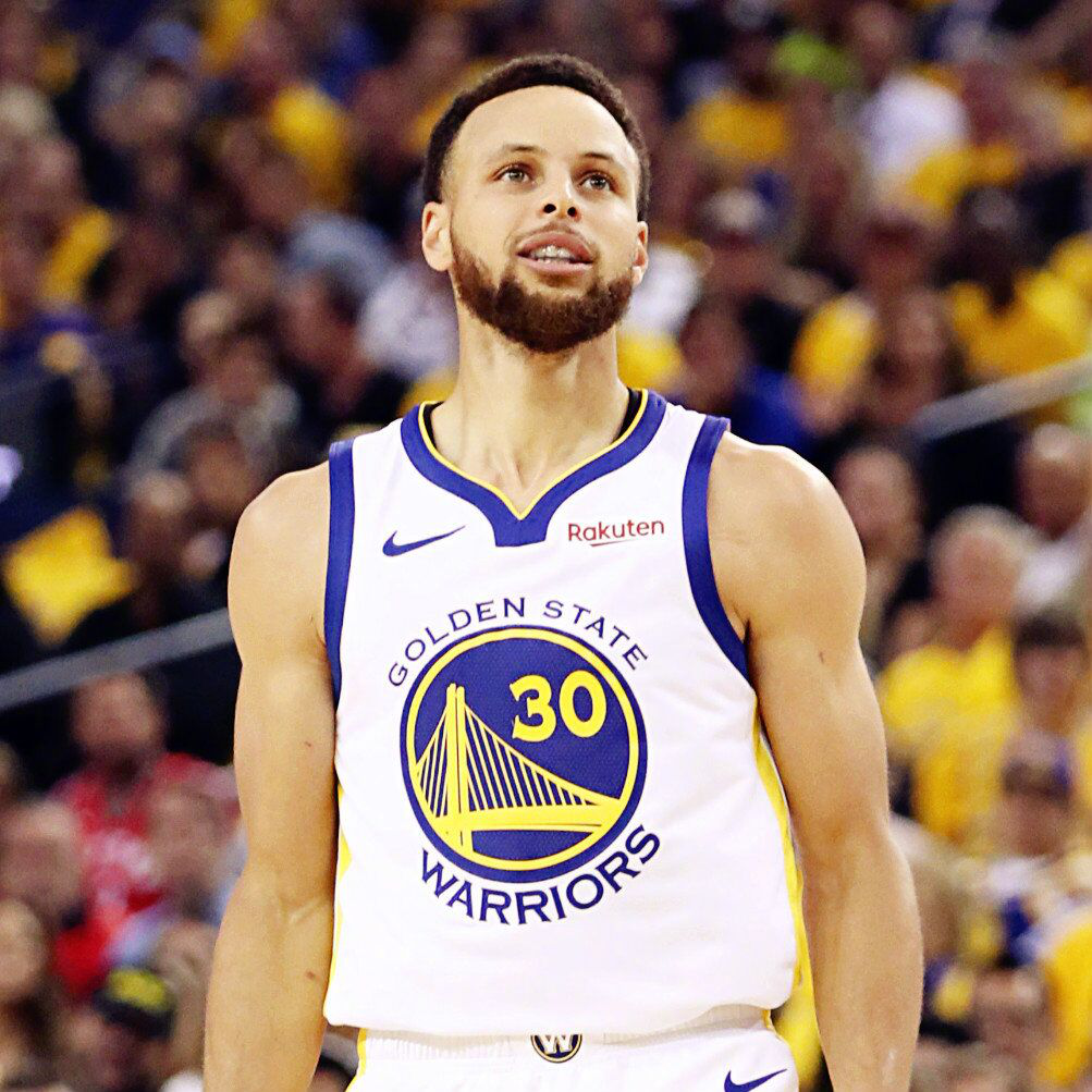 判决书：原北京人和球员陈某因多次受贿，判处有期徒刑一年半（法院判决：前北京人和球员陈某因多次受贿，获刑一年六个月）