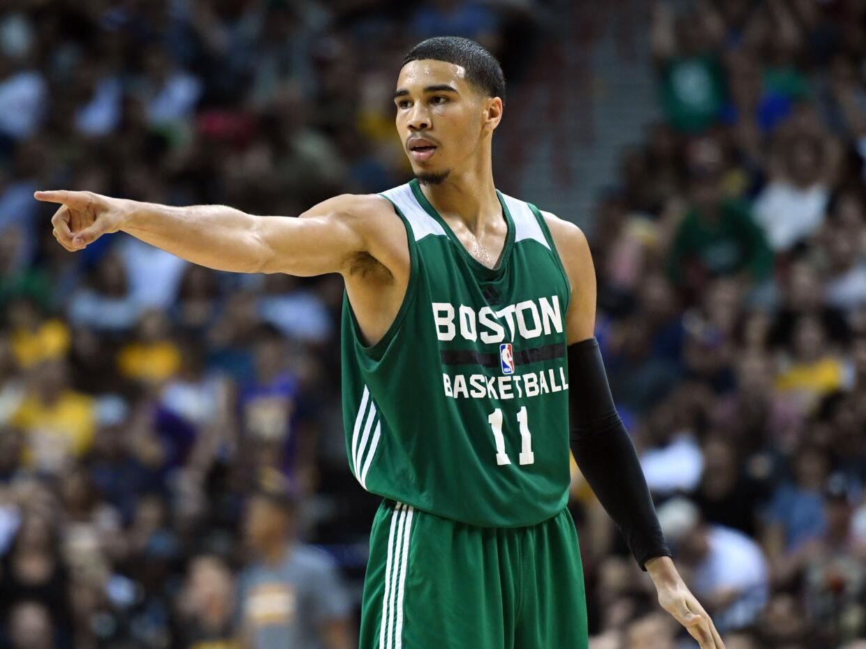 《在场外》视频栏目｜从北京女足夺冠说起（《在场外》视频栏目｜从北京女足问鼎谈起）