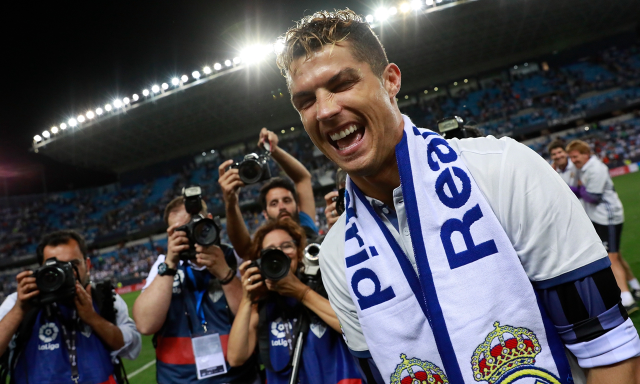 亨利：皇马半年就想换掉阿隆索太荒诞了，在那只会执教还不够（亨利：皇马仅半年就要换阿隆索太离谱，那里光会执教远远不够）