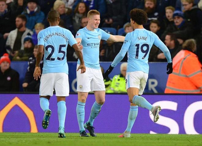 法尔克：拜仁考察了累西腓体育中场泽-卢卡斯，巴萨也有意（法尔克爆料：拜仁已考察累西腓体育中场泽-卢卡斯，巴萨同样有意）