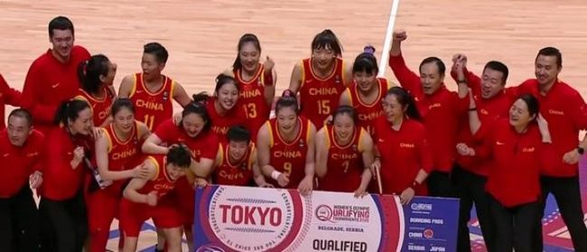 篮球勇士球星训练加量，备战强度升级（勇士球星加码训练，备战强度再升级）