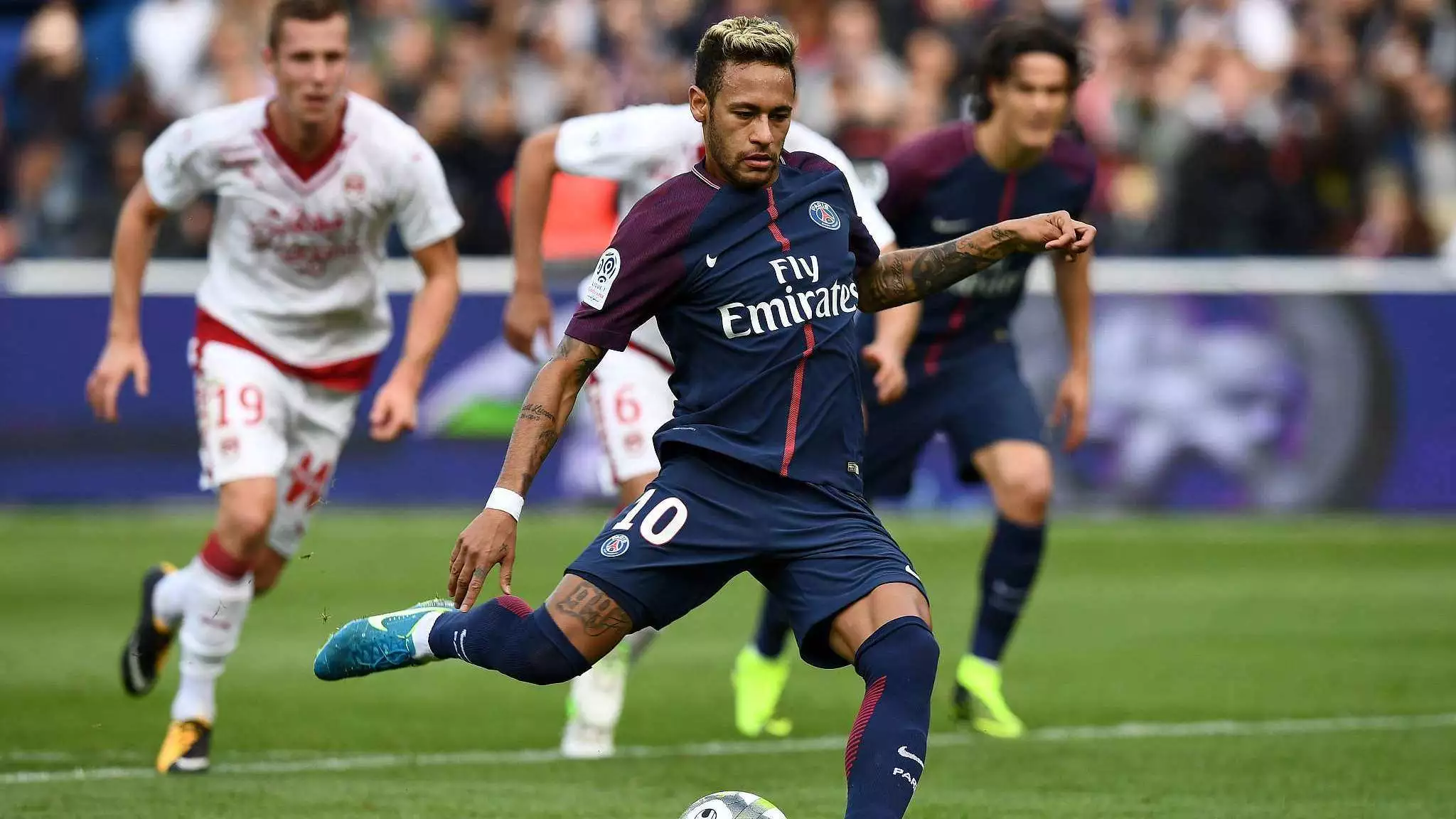 拜尔说球队士气跌到谷底？科瓦奇：他或只是赛后情绪有些波动（拜尔称球队士气触底？科瓦奇：可能只是赛后情绪起伏）