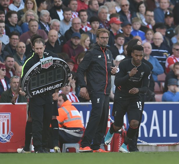 西媒：桑坦德竞技状告巴萨低价出售托雷，恶意逃避二次分成（西媒称桑坦德竞技起诉巴萨压价出售托雷，意图规避二次分成）