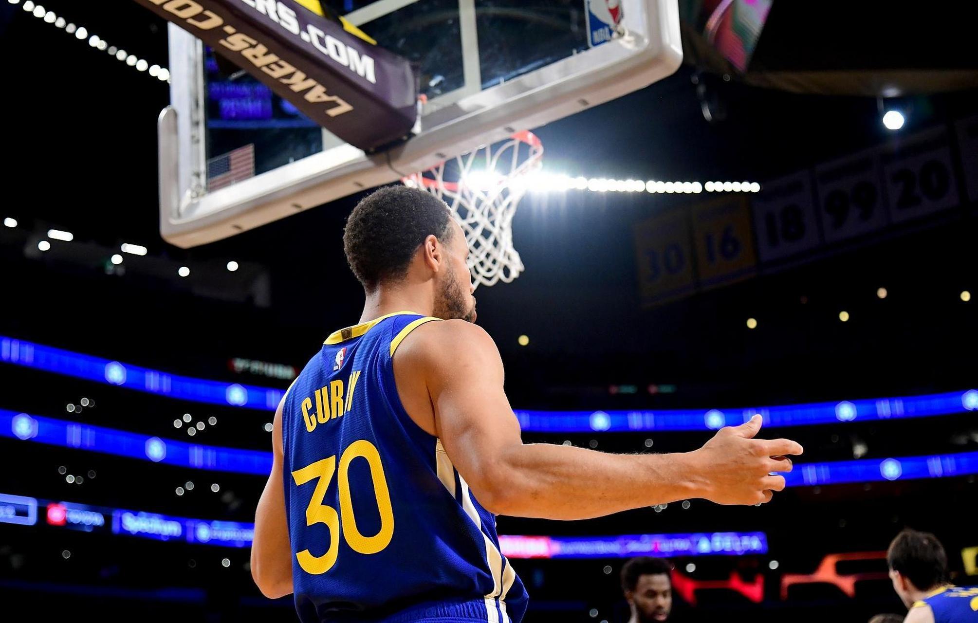 迪卡尼奥：国米再这样下去，将会迎来一个失望的赛季（迪卡尼奥警示：国米若不改善，赛季恐以失望收场）